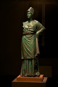 Minerva de Arezzo (bronze)